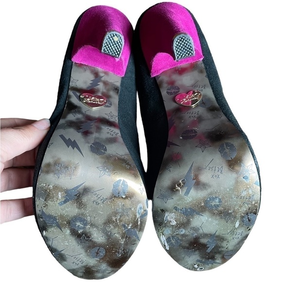 Betsey Johnson Maxean Two Toned Leather Heels 8.5 Marilyn Monroe - Picture 9 of 10